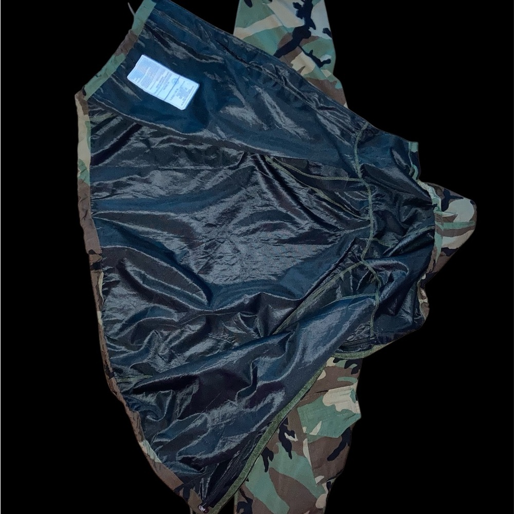 Woodland Camo Hooded Jacket. Size Large. Military Issue.🫡🪖 - Picture 4 of 8